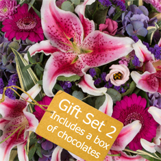 Gift Set 2 - Florist Choice Traditional Bouquet